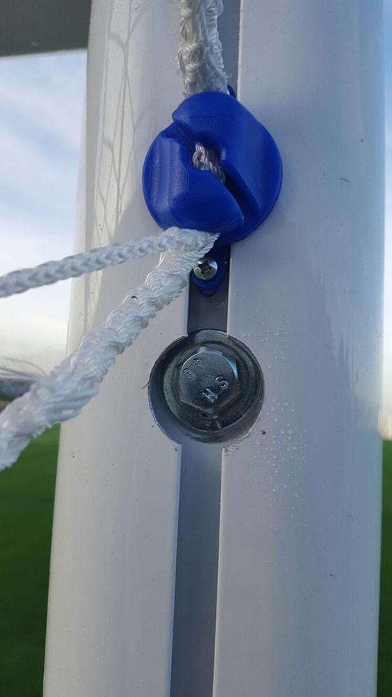 LOTE 25 GANCHOS SUJECCIÓN RED PORTERÍA FÚTBOL AZUL - SOFTEE